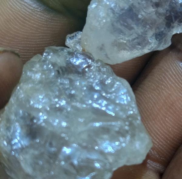  J'ai De Quartz En Ventes - pierre roche j'ai initialis&eacute; les recherches pour la d&eacute;couverte de roches pr&eacute;cieuses où je passe. j'ai en possession des quartz. pour une premi&egrave;re fois je voudrais vous les proposer 