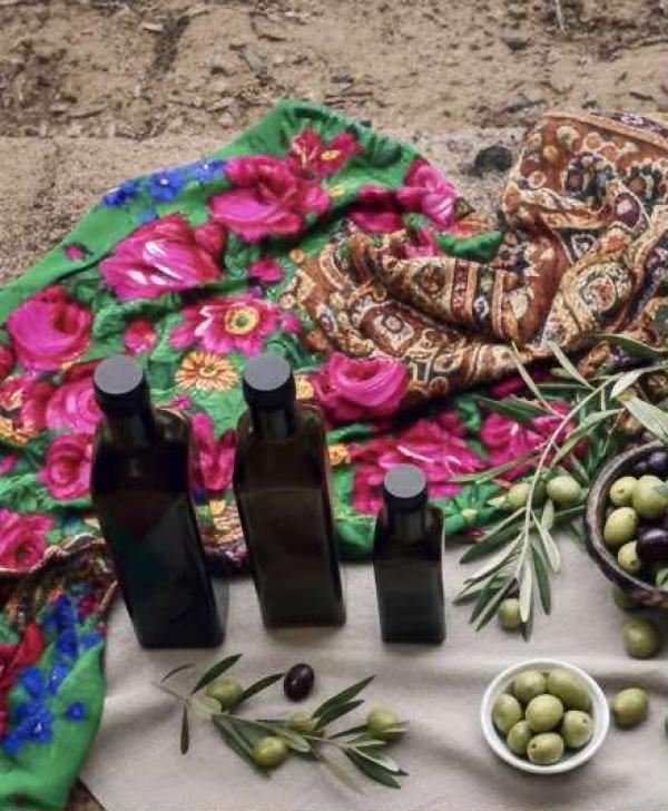 Supplier Of Extra Virgin Olive Oil From Tunis - olis we are a tunisian producer exporter specialized in first cold press extra virgin olive oil available in volume for international markets. our oil is categorized by the key criteria that define its unique character its origin (various tunisian terroirs) the harvest period the maturity of the 