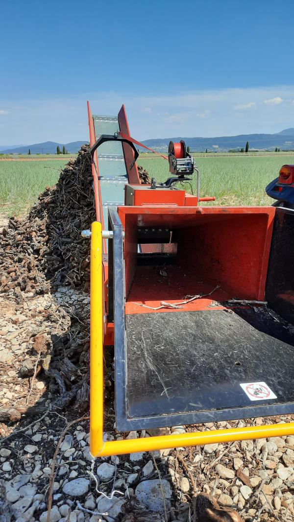  Achat Grands Volumes Ceps De Vigne Arrachés - bois charbon fibre nous achetons 1000 /25t les vignes arrach&eacute;es pour les valoriser. recycler au lieu de br&ucirc;ler notre solution est efficace simple &eacute;cologique. 
