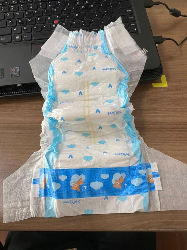  Couches Pour Bébés Ou Adultes - hygiene entretien nous vous proposons des couches pour b&eacute;b&eacute;s ou couches pour adultes. emballage en balles ou paquets commercial ( 10ou 20 unit&eacute;s). moq 1 container 20'