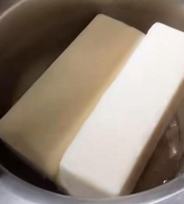  Graisse De Bœuf Beef Tallow /suif De Bœuf - matières grasses graisse de b&oelig;uf halal — nous pouvons vous la fournir que vous soyez au maroc ou &agrave; l’&eacute;tranger. aussi appel&eacute;e blanc de b&oelig;uf gras de b&oelig;uf suif de b&oelig;uf ou beef tallow. le gras fondu de b&oelig;uf ( beef tallow ) est souvent utilis&eacute; comme substitu