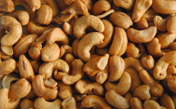  Noix De Cajou Qualité Premium - fruits secs et graines grillées vous recherchez des noix de cajou de qualit&eacute; sup&eacute;rieure pour vos produits ? vous propose des noix de cajou conventionnelles en gros volumes parfaites pour les transformateurs alimentaires &agrave; la recherche de produits de qualit&eacute; &agrave; prix comp&eacute;titifs. nos produit