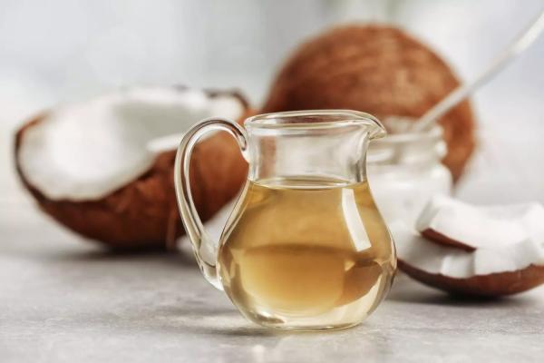  Huile De Coco - huiles nous vendons de huile de coco de qualit&eacute; et en quantit&eacute;. nous pouvons vous livrer dans tout le monde entier. . quelques soit la quantit&eacute; vous serez fournis.