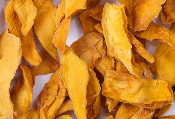  Mangues Séchées - fruits secs et graines grillées je propose des mangues s&eacute;ch&eacute;es bio qualit&eacute; premium du s&eacute;n&eacute;gal issues de fruits s&eacute;lectionn&eacute;s s&eacute;ch&eacute;es naturellement sans sucre ni sulfites texture moelleuse go&ucirc;t intense qualit&eacute; constante et tra&ccedil;abilit&eacute; assu