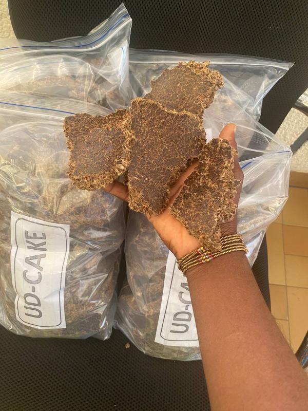  Tourteau De Farine De Coton Ud Cake - autres nous disposons actuellement de 25 000 tonnes de tourteau de coton (ud cake) fra&icirc;chement produit au b&eacute;nin. produit de bonne qualit&eacute; destin&eacute; &agrave; l’alimentation animale avec une attention particuli&egrave;re port&eacute;e au processus de production au stockage et &
