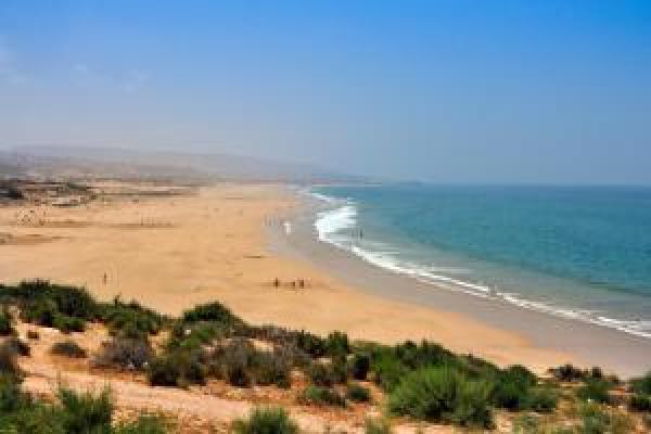 13 Hectare Constructible Assila - mine terrain concession je met en vente un terrain constructible r&eacute;gion assila nord du maroc ville touristique. terrain est titre a un plans d am&eacute;nagement urbain plus d infos contacter moi . 