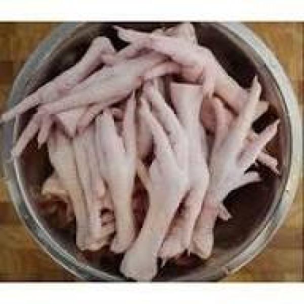  Pattes De Poulets - viandes et oeufs  je peux vous proposer direct seller des pattes de poulets toute l'ann&eacute;e en grosse quantit&eacute; . nous avons tous les agr&eacute;ments gacc . procedure loi + cis (company profil ) + mandat du buyer mandate (authentifi&eacute; ) + photocopie du passeport . paiement sblc 