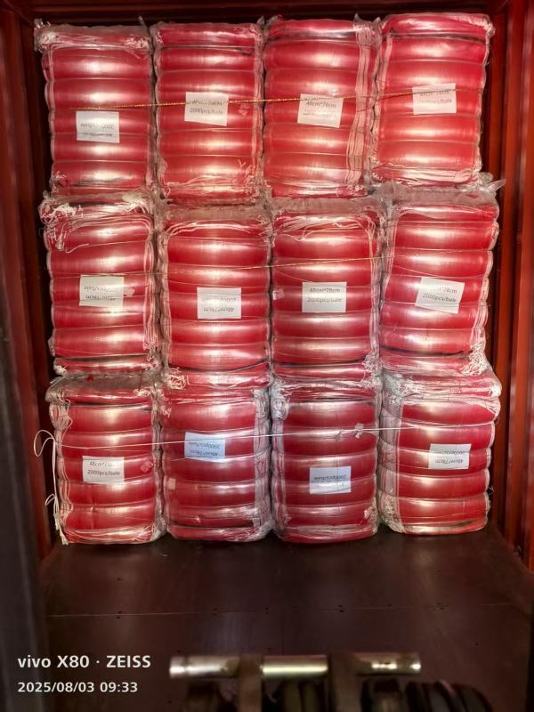 Sacs Oignons Vide - autres  je cherche des clients int&eacute;ress&eacute; pour l'achat de sacs oignons vide taille 48x78 25kg 336balle de 20000pcs disponible au port de dakar120 000f par balle 