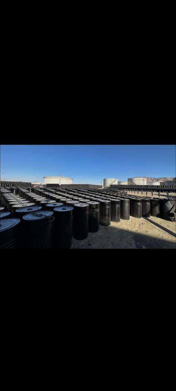  Bitume - pétrole gaz  je peux vous fournir en grande quantit&eacute; le bitume avec la livraison 60/70 drum 50/70 60/70jumbo bag 60/70bulk80/100	drum 80/100jumbo 80/100bulk pour avancer et concr&eacute;tiser notre partenariat futur envoyer moi votre lettre d'intentions d'achat officiel(loi)