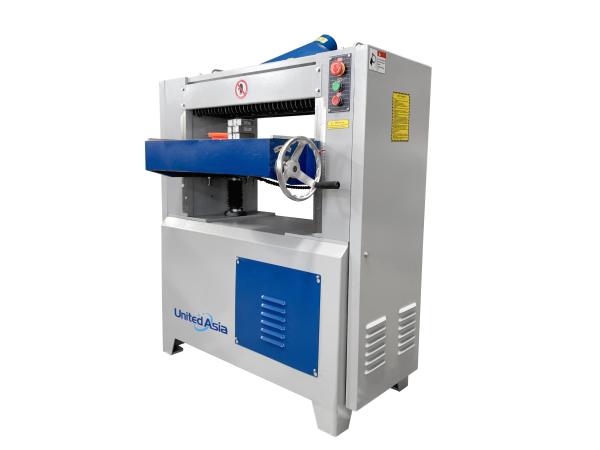  Woodworking Machines - autres mb204 thickness planer double side max. processing width 640mm maximum pressing thickness 200mm minimum planing length 200mm minimum planing thickness 8mm maximum planing depth 5/3mm cutter shaft speed 6800r/min motor power 7.5/4/0.18kw feeding speed 10/12/16m/min dimensions 1100x1350x1350