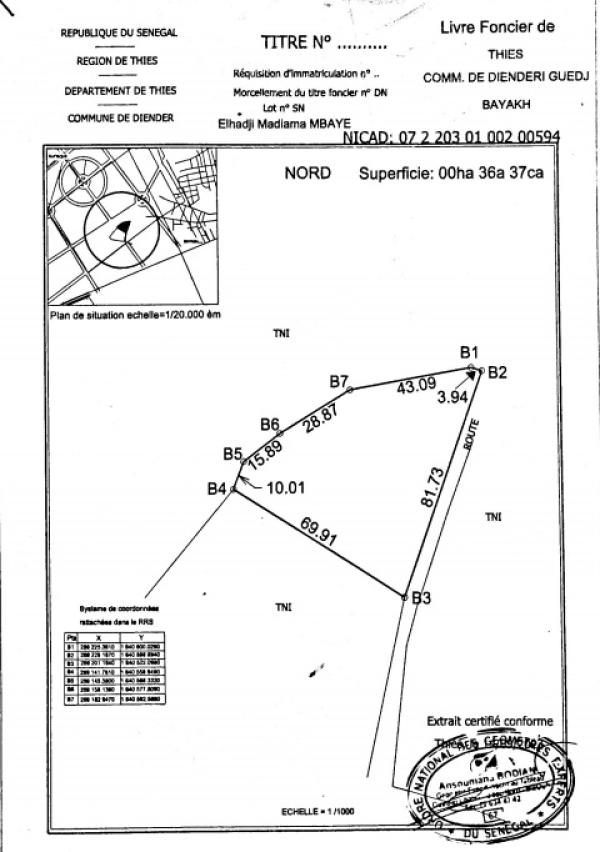  Terrain Ferme Champ - mine terrain concession *ferme &agrave; vendre pour urgence * localisation dakar banlieue (entr&eacute;e bayakh) &agrave; 150m de la route nationale superficie 3637 m2 (d&eacute;j&agrave; cl&ocirc;tur&eacute; en dur avec un mur de 2 m de hauteur) existants construction d'un poulailler (pour 4.000 sujets) et d'un
