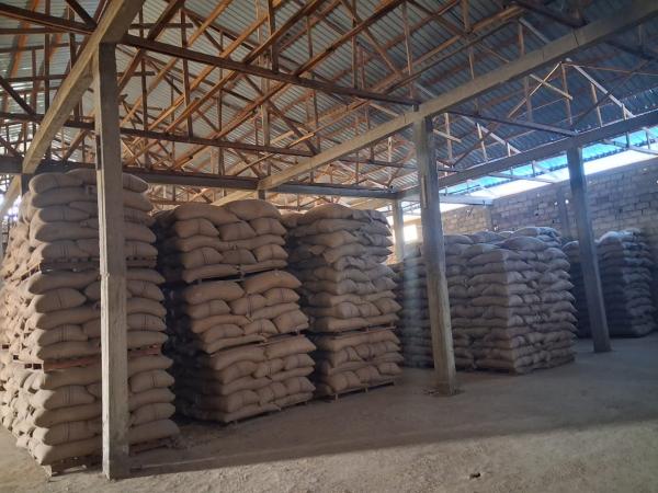 Cafe Robusta En Vente Cameroon - café cacao thé entreprise bas&eacute; au cameroun propose la vente du caf&eacute; robusta de qualit&eacute; issu du moungo au cameroun. notre caf&eacute; se distingue par son go&ucirc;t cors&eacute; son ar&ocirc;me intense et sa forte teneur en caf&eacute;ine. nous garantissons une quantit&eacute; disponible 