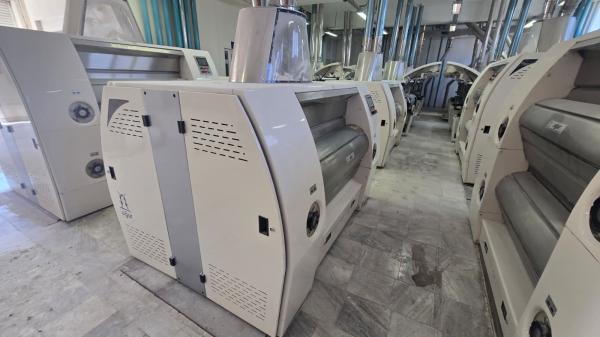  Vendre Minoterie 140 T/j - matériels machines minoterie d'occasion de 8 ans machines principales remises &agrave; neuf equipements de manutention tuyauterie et ensacheuses neuf + batiment charpent m&eacute;tallique sans bardage et dalles. pour plus de d&eacute;tail merci de nous contacter.