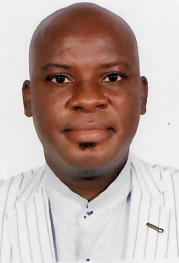  Recherche De Partenariat Et Financement - Investissement capitaux  je recherche des partenaires d'affaires des partenaires financiers et des investisseurs pour le financement et la collaboration des activit&eacute;s suivantes au b&eacute;nin en afrique de l'ouest agro business et agro industrie construction et location de chambre froide import et locat
