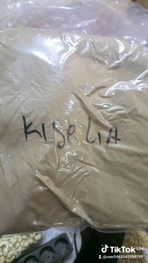 Poudre Naturel Aguaje Et Kigelia - épices aromates nous disposons des poudres naturelles tel que la poudre de kigelia et la poudre d'aguaje conditionn&eacute; en sachet de 500 g et 1 kg disponible en gros et d&eacute;tails. 