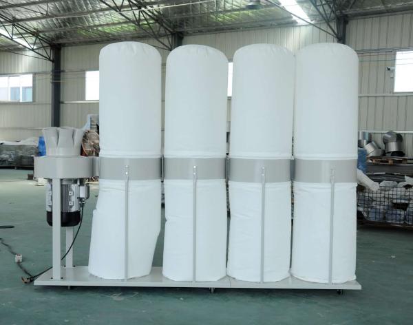  Dust Collector - autres model fm 470 motor power 10hp(7.5kw) fan diameter 355mm inlet diameter 6x100mm air flow 9000m³/h filter bag dia upper 480x800mm collecting bag dia lower 480x800mm overall size 2650x545x2100mm packing size 1460x545x625mm net weigjht 105kg gross weight 110kg