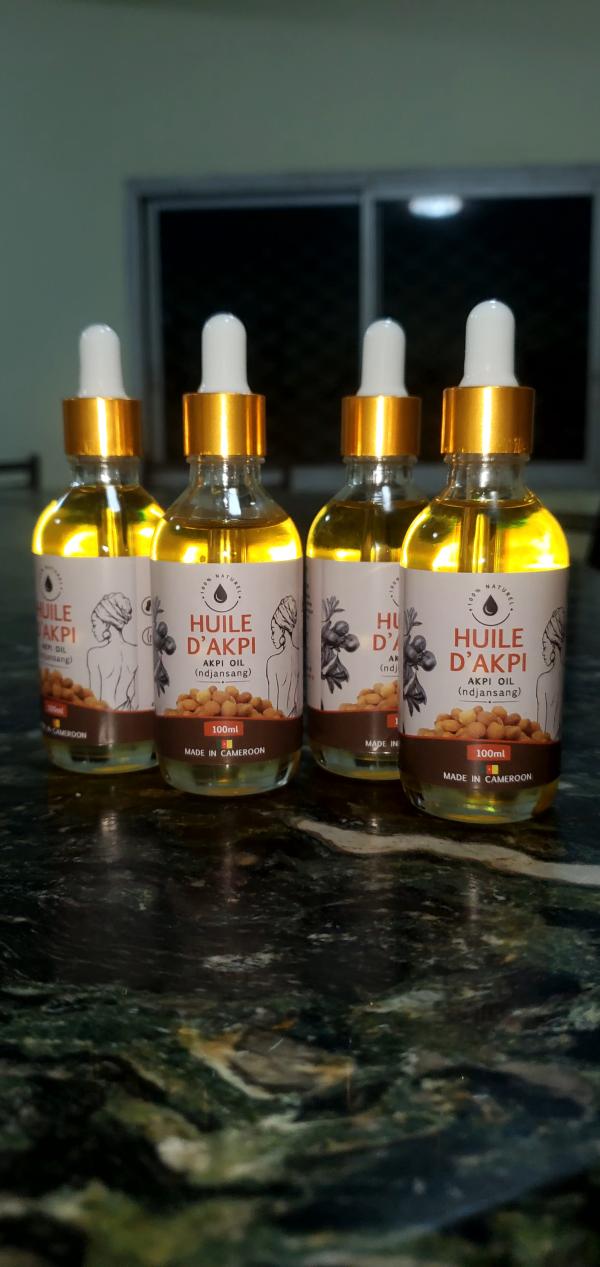  Huile D'akpi (de Ndjansang) - huiles huile d'akpi (ndjansang)   huile v&eacute;g&eacute;tale vierge press&eacute;e &agrave; froid du cameroun nous proposons une huile d'akpi (ndjansang) 100 % pure obtenue &agrave; partir des amandes de ricinodendron heudelotii un arbre forestier embl&eacute;matique d'afrique centrale pr&eacute;se