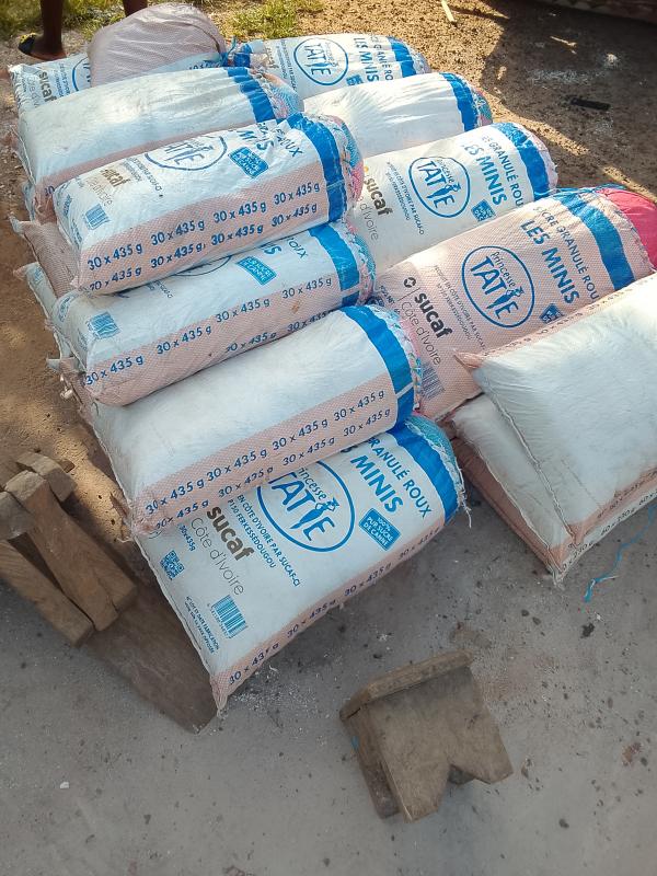  Vente De Placali Frais Déshydraté - autres salut tr&egrave;s cher nous sommes une association agricole de production et de transformation de manioc bas&eacute; &agrave; danane. nous sommes capable de vous fournir de grandes quantit&eacute;s sacs de placali. merci de nous contacter si besoin