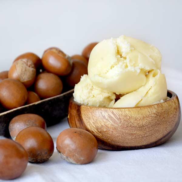  Beurre De Karité, Huile Rouge,poudre De Baoba - huiles nous recherchons des personnes qui voudront acheter du beurre de karit&eacute; huile rouge en grande quantit&eacute; où peu importe. nous produisons aussi de la poudre de baobab. vos besoins sont notre affaire.