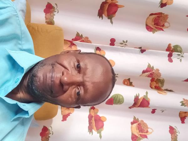  Avocats - fruits et légumes  je suis courtier international bas&eacute; dans la r&eacute;gion de l'afriquedel'est en ouganda. j'ai actuellement des contacts s&eacute;rieux et des demandes actives d'acheteurs en europe pour l'avocat hass.serait il possible de collaborer ? merci de me contacter sur mon whatsapp pour en di