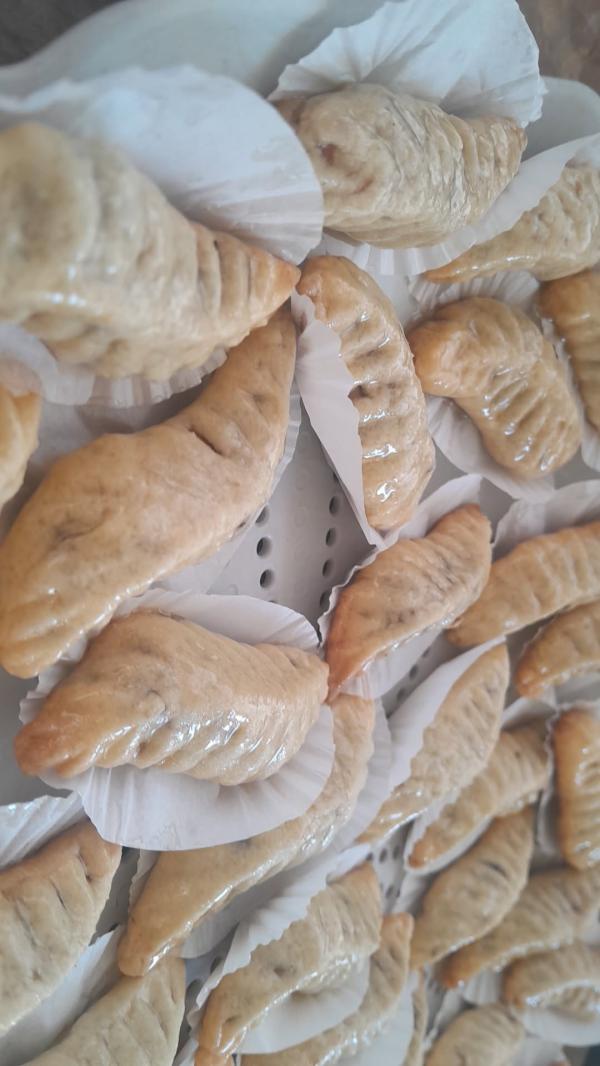  Pâtisseries Marocaines - patisserie nous sommes sp&eacute;cialis&eacute;s dans la fabrication de p&acirc;tisseries marocaines et orientales en gros. nous proposons diff&eacute;rentes sortes de produits tels que makrout chebakia briouates sabl&eacute;s cornes de gazelle ghriba loukoum et autres sp&eacute;cialit&eacute;s. nous rec