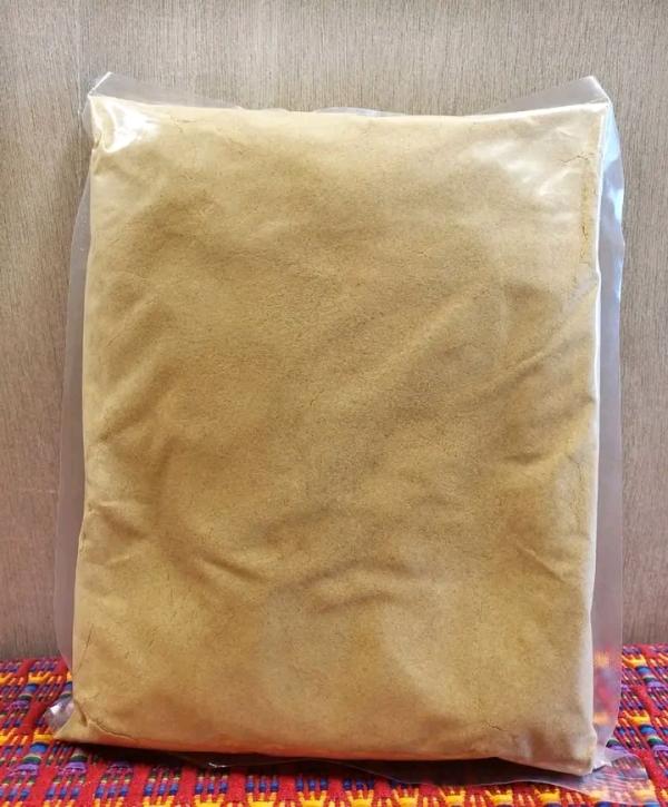  Poudre De Gingembre Moulues - épices aromates nous avons une grande quantit&eacute; de poudre de gingembre moulues bio conditionn&eacute; en sachet de 1 kg avec un prix 3000 fcfa/ kg. disponible en gros et d&eacute;tails avec possibilit&eacute;s d'exp&eacute;dier partout commande minimale 1 kg. 