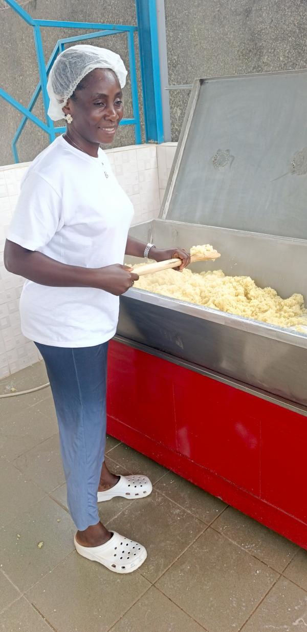  Attieke Placali Gari Amidon Cossette Farine - féculents nous sommes une soci&eacute;t&eacute; coop&eacute;rative sp&eacute;cialis&eacute;e dans la transformation du manioc. nous valorisons le manioc local &agrave; travers une gamme diversifi&eacute;e de produits transform&eacute;s destin&eacute;s aux particuliers aux restaurants aux distributeurs et