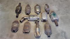  Je Cherche Catalyseur De Voiture De Recyclage - métaux .........................................................................................................................................................................................ci am looking for katalisator ceramic monoliet des vehicule ,  tout marque 
