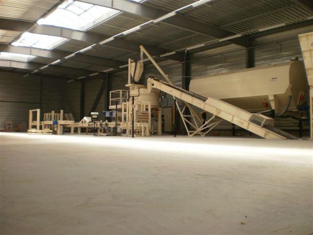  Unite De Fabrication De Pierre Reconstituee - matériels machines cette ligne de production semi automatique de--pierres d&eacute;coratives,  a &eacute;t&eacute; totalement projet&eacute;e de la--part de notre d&eacute;partement technique,  suivant--pr&eacute;cis&eacute;ment les besoins de production de ces--produits d&eacute;coratifs.--la ligne se compose par les c