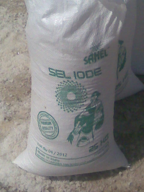  Gros Sel Et Sel Fin Iodé - épices aromates nous disposons de sel iodé de très bonne qualité.nous avons du gros sel (crystal salt) et du sel fin (free flow salt) qui sont livrés dans des sacs de 25kg. le taux d'iode est supérieur à 50 ppm. nous sommes un concurrent sérieux du sel sén&eac