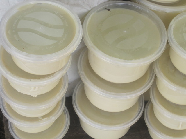  Beurre De Karité Et Pate D'arachide - matières grasses ses produits sont a l'état brut. et est disponible en grande quantité actuellement. nous souhaiterons avoir des clients serieux pour un partenariat à long terme. 
