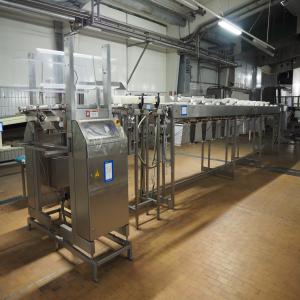  Lignes D'abattage Et Food Machines - matériels machines nous somme une société spécialisée dans des systèmes d'abattages,  charcuterie, systèmes de refroidissement,  traitement des eaux et sol(resin) food industrielle.--nous mettons a la disposition de nos clients du matériel neuf ou deuxième main revi
