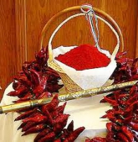 Paprika Doux De Hongrie - épices aromates paprika doux de hongrie , obtenue à partir des plus beaux piments doux,  cette poudre à la belle couleur rouge sert à colorer et parfumer les plats les plus divers. parfum délicat,  très légère amertume. ne pique absolument pas .  tres bonne qualit&eacut