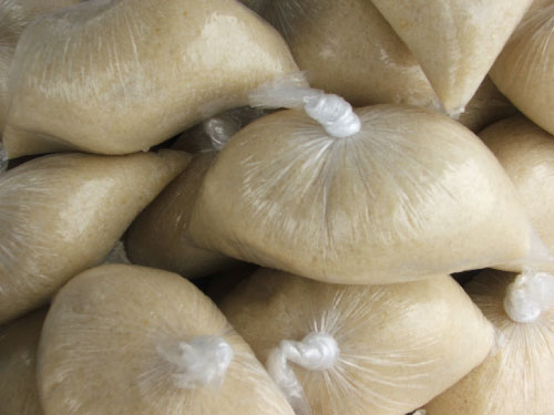  Attieke De Cote D'ivoire - féculents nous avons actuellement en stock de l'att&eacute;k&eacute; de tr&egrave;s bonne qualit&eacute;  en provenance de cote d'ivoire.----prix attractif - 1 99 le kilo----veuillez nous precisez la quantit&eacute; que vous voulez dans votre mail----reponse rapide