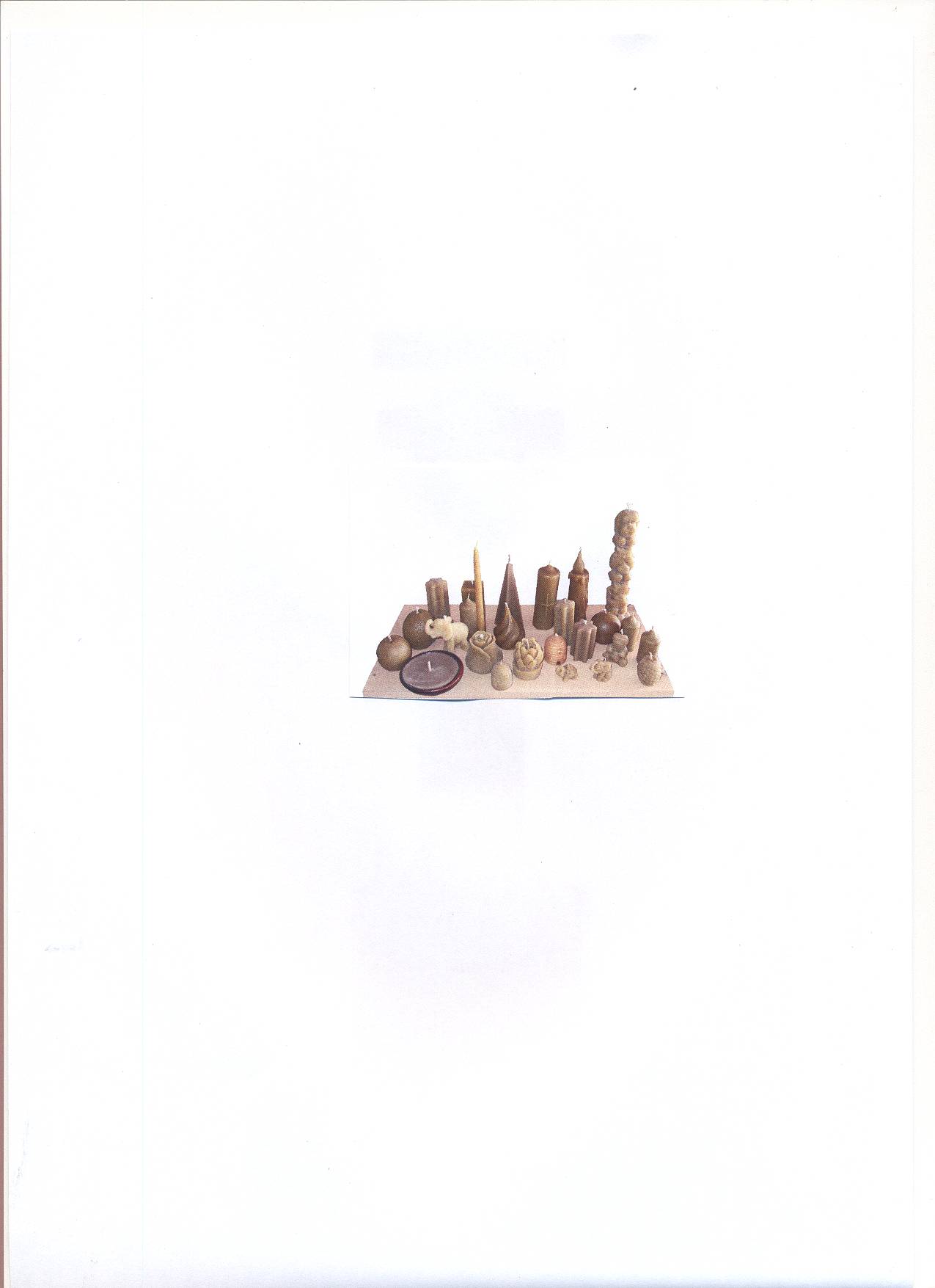  Bougies En Cire D'abeille - matières grasses nous vendons des bougies en cire d'abeille de differents models (orange,  rose tortue ruche etc....)----nous sommes dispose a les fournir selon la quantite souhaite par le client meme en tonnes.--pour plus d'infos veuillez nous contacter svp.--