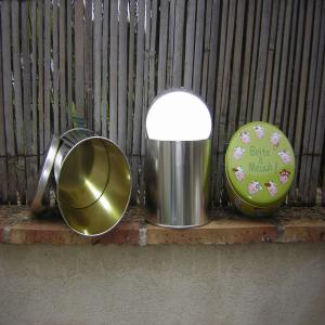  Boites Rondes En Métal - conditionnement une soci&eacute;t&eacute; fran&ccedil;aise vous propose des boites rondes en m&eacute;tal, nues,  s&eacute;rigraphi&eacute;es , emboss&eacute;es (hautes,  basses,  bonbonni&egrave;res...),  pour vos bonbons (drag&eacute;es,  caramels,  r&eacute;glisses...),  vos biscuits (sabl&eacute;s,  macarons,  etc...),  vo