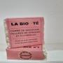 Savon bio aux pelures de grenade et &agrave; l'hibiscus 