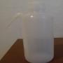 Stock de 5000 flacons doseurs pissette