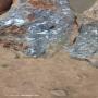 Je vends le minerai d'antimoine 