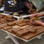 Acheter Table d&eacute;coupe de Savonnerie au B&eacute;nin 